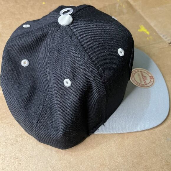 NBA Mitchell & Ness Cap One Size Men's Black Brooklyn Nets Adjustable SnapBack - Picture 5 of 10